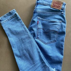 Levi 721 HIGH RISE SKINNY WOMEN'S JEANS